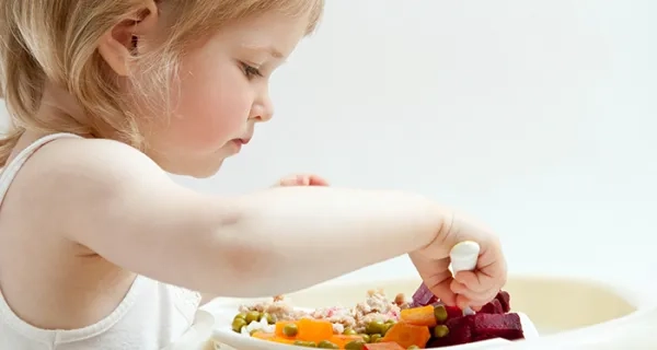 Yaz Aylarında Çocuklar Nasıl Beslenmelidir?