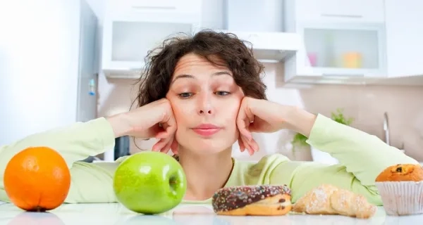 Bağışıklık Sistemini Tehdit Eden Gizli Tehlike: Gıdalar ve İlaçlar