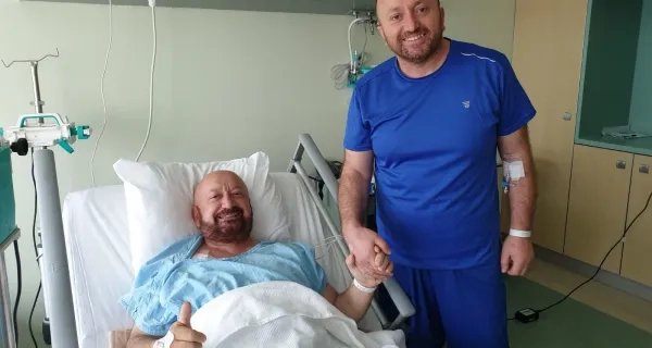 He Held On To Life with His Brother's Kidney