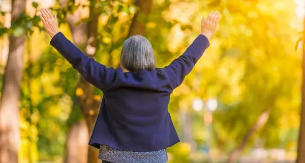 Does Your Shoulder Strain When Lifting Your Arm?