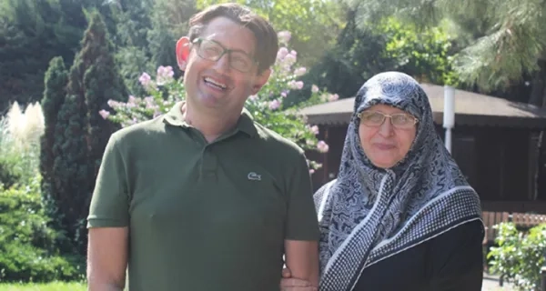 Mother-in-Law Gives Her Kidney to Her Son-in-Law of 23 Years