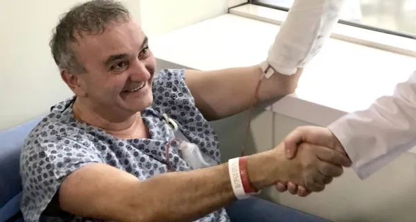 Almanya ve Bulgaristan’da Kesilir Denilen Parmağı Türk Doktorlar Kurtardı