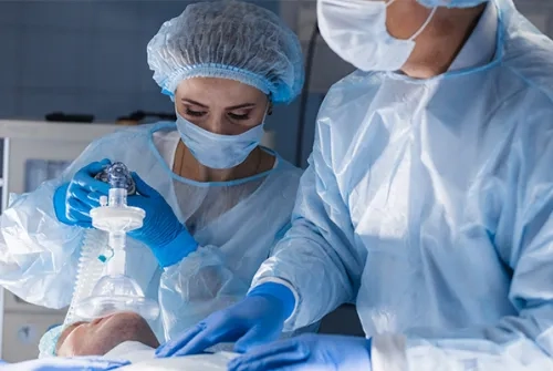 Salgında Ön Saflardaki Savaşçılar: Anesteziyoloji ve Reanimasyon Doktorları