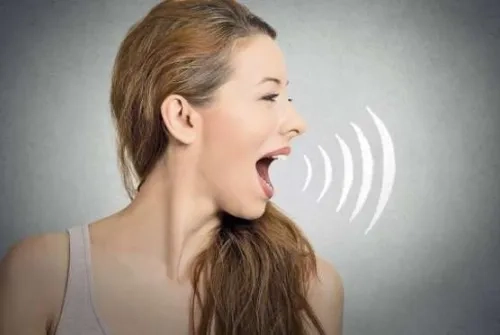 30 Yıllık İmam Ses Terapisi İle Sesine Geri Kavuştu