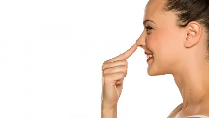 Dolgu ile Ameliyatsız Burun Estetiği Yapılabiliyor