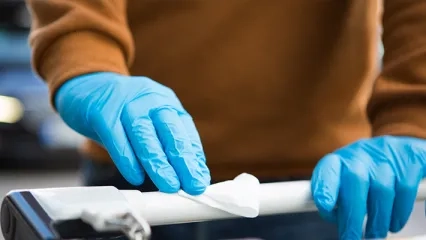 Salgında Eldiven Kullanımı