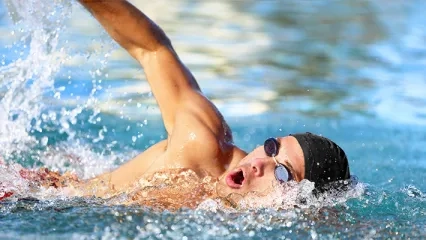 Yüzerken Yapılan Hatalar Omuz Ağrısına Neden Olabiliyor