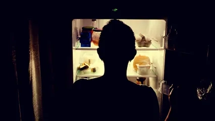 Geceleri Neden Acıkırız?