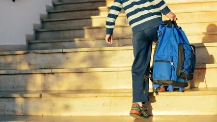 Ağır Okul Çantaları Bel, Omuz ve Ellerde Ağrıya Neden Olabiliyor!