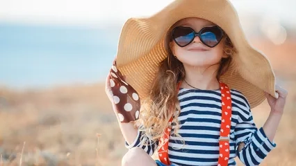 Çocuklarımızı Güneşin Zararlı Etkilerinden Korunmak İçin Mutlaka Bu Önlemleri Alın